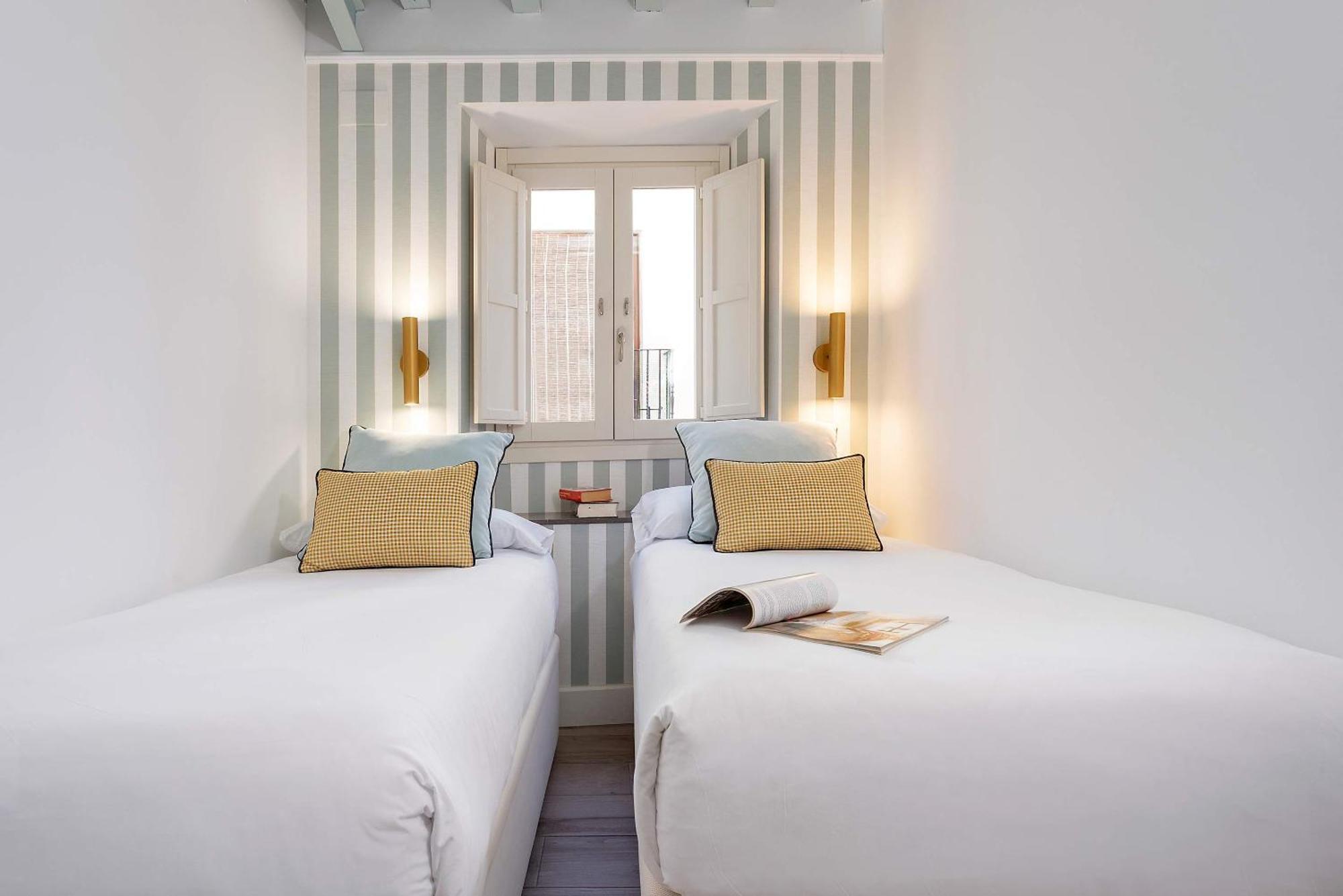 Genteel Home Padre Marchena Sevilla Bagian luar foto